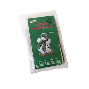 Vintage Titan Holiday Needlecrafts Felt Ornament Kit Skateboarding Snowman NOS